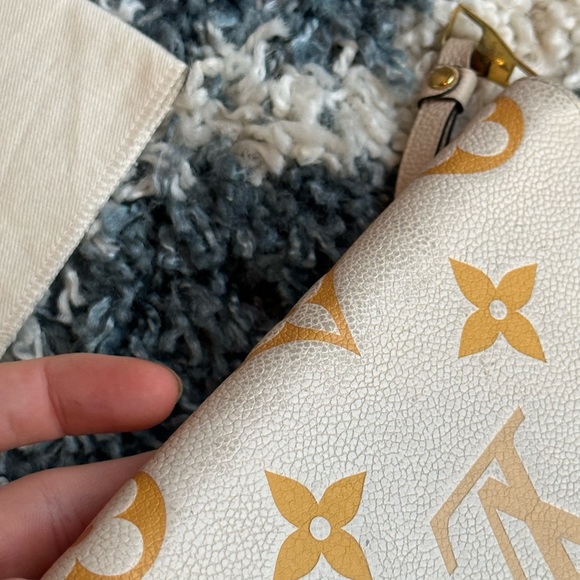 Louis Vuitton Amplant Visor Pool Zippy Wallet Empreinte Leather - Picture 10 of 12